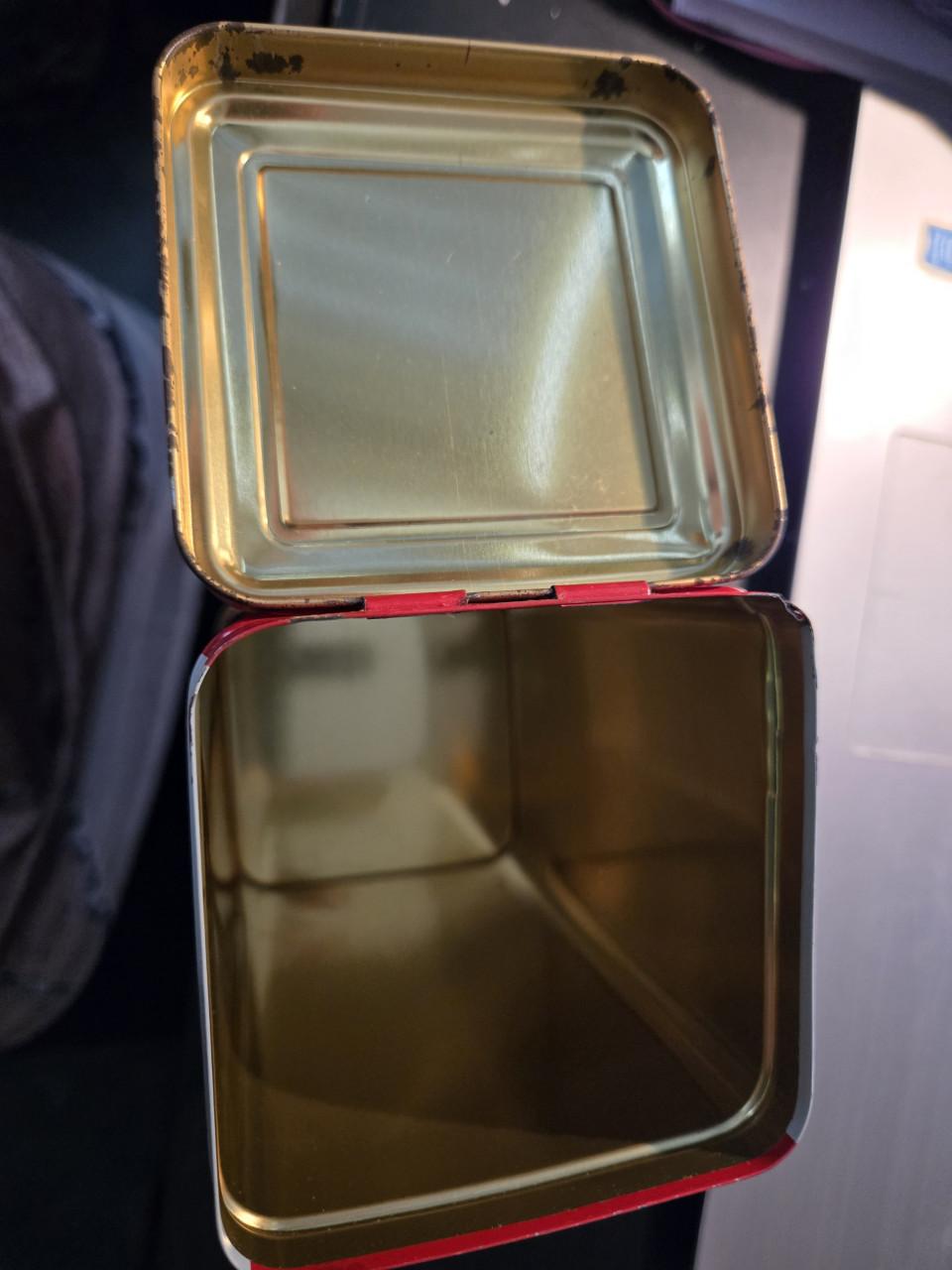 Vintage blik van het merk Dragee voor "Echte Dessert Muisjes",