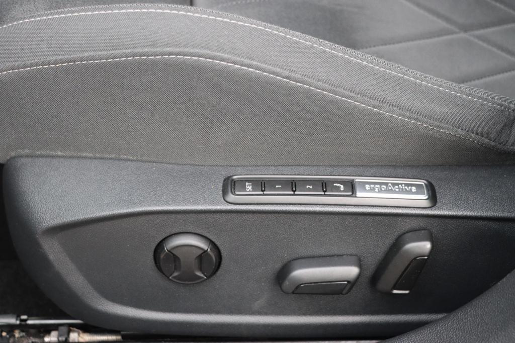 Volkswagen Golf 1.4 tsi ehybrid style 204pk dsg6