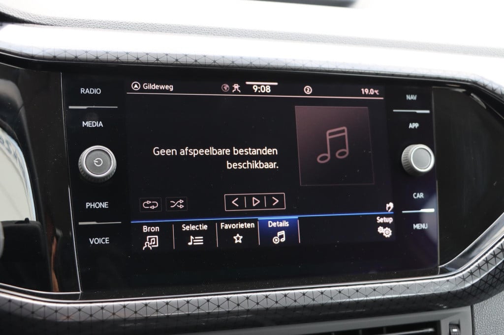 Volkswagen T-cross 1.5 tsi style business r