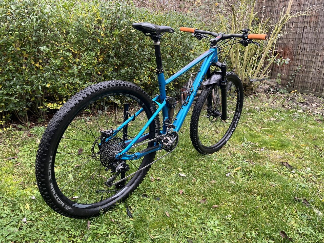Radon Skeen (maat: medium) Full suspension