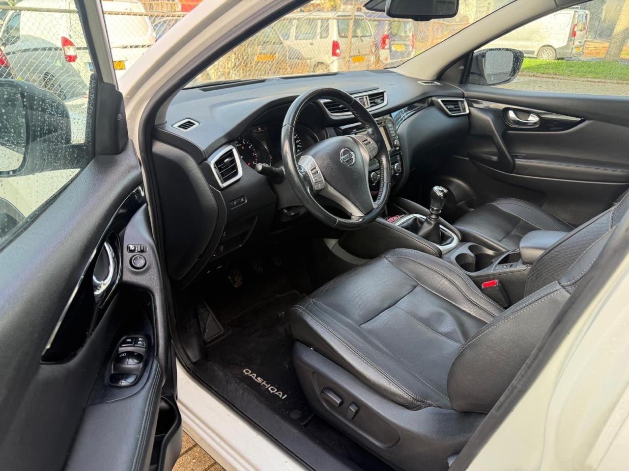 Nissan Qashqai 1.2 Tekna Pano/Camera/