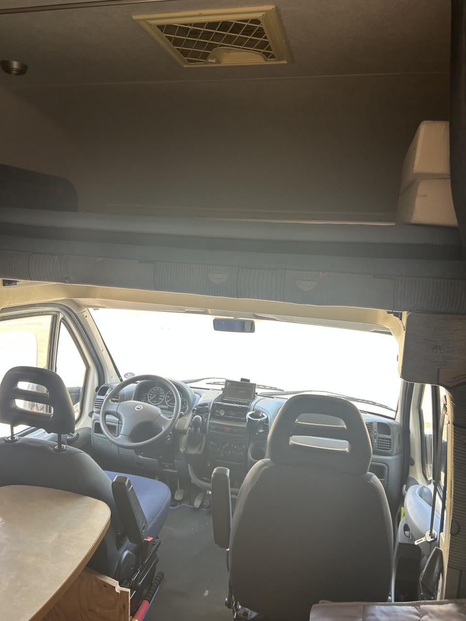 Camper fiat ducato elnagh 4 persoons met airco