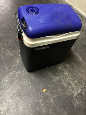 Koelbox 230 volt met auto stekker