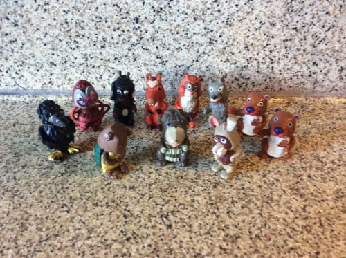 Verschillende figuurtjes van de Fabeltjeskrant, Ed en Willem Bever etc.