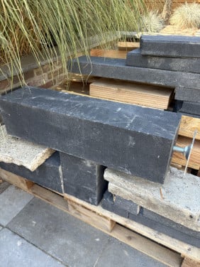Betonpoer en staander