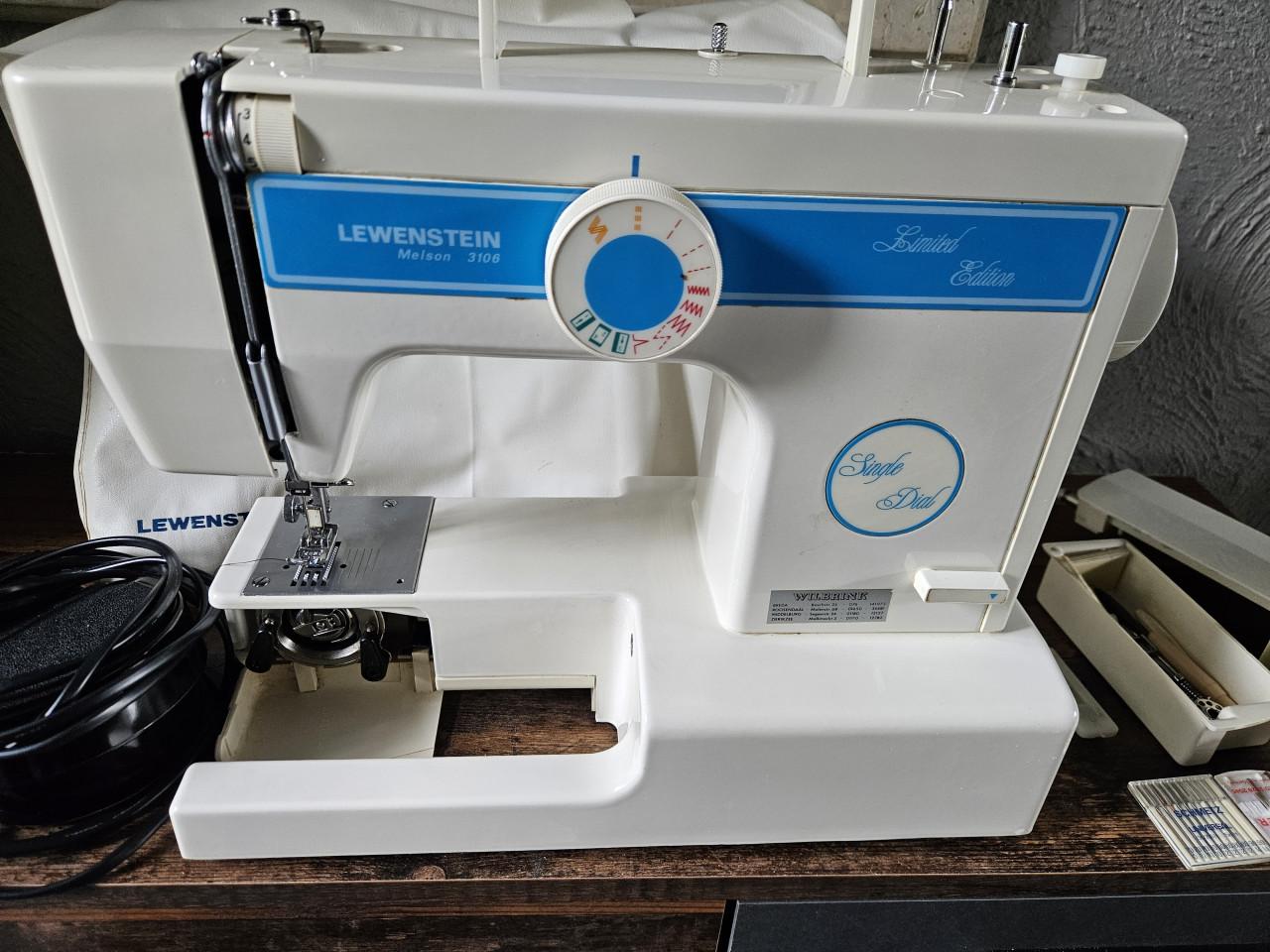 Werkende krachtige Lewenstein Melson 3106 Naaimachine - Limited Edition