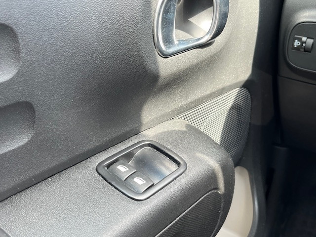 Citroen C3 1.2 puretech 82pk s&s feel edition | kleurnavigatietomtom | blue