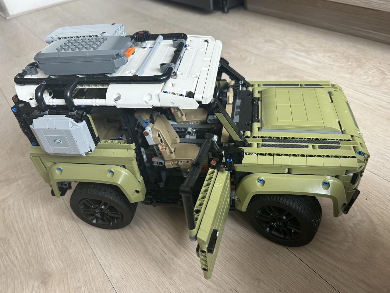 Lego Technic 42110 – Land Rover Defender