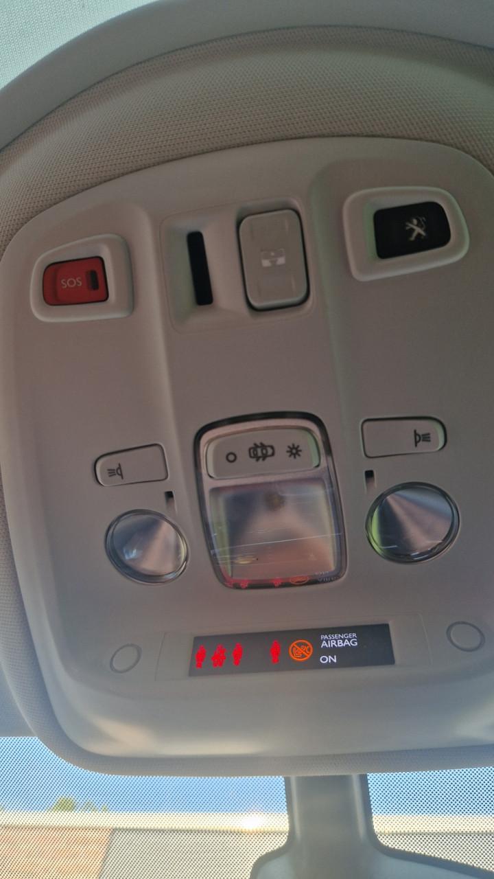 Peugeot 308 1.2 blue lion gt pakket