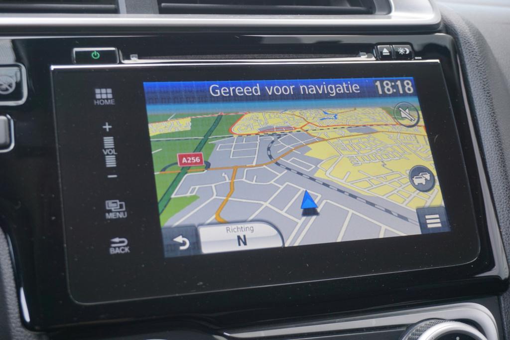 Honda Jazz 1.5 i-vtec dynamic airco / navi / cruise / stoelverw. / dab / ca