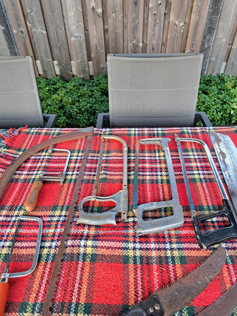 Tuingereedschap, klusjes dienst, diverse zagen etc.