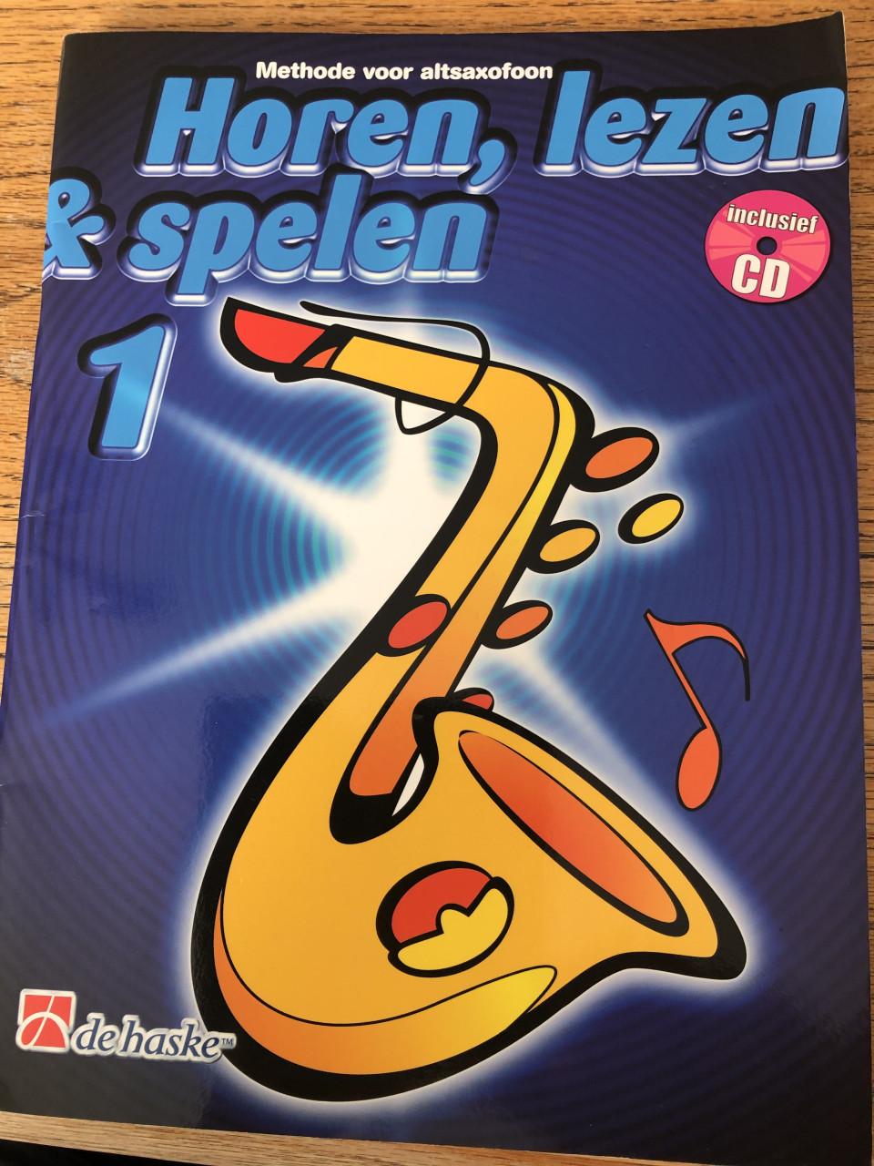 Muziek boeken,altsax,gitaar fluit