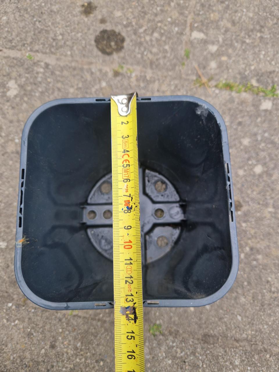 44 grote kweekpotten vierkant