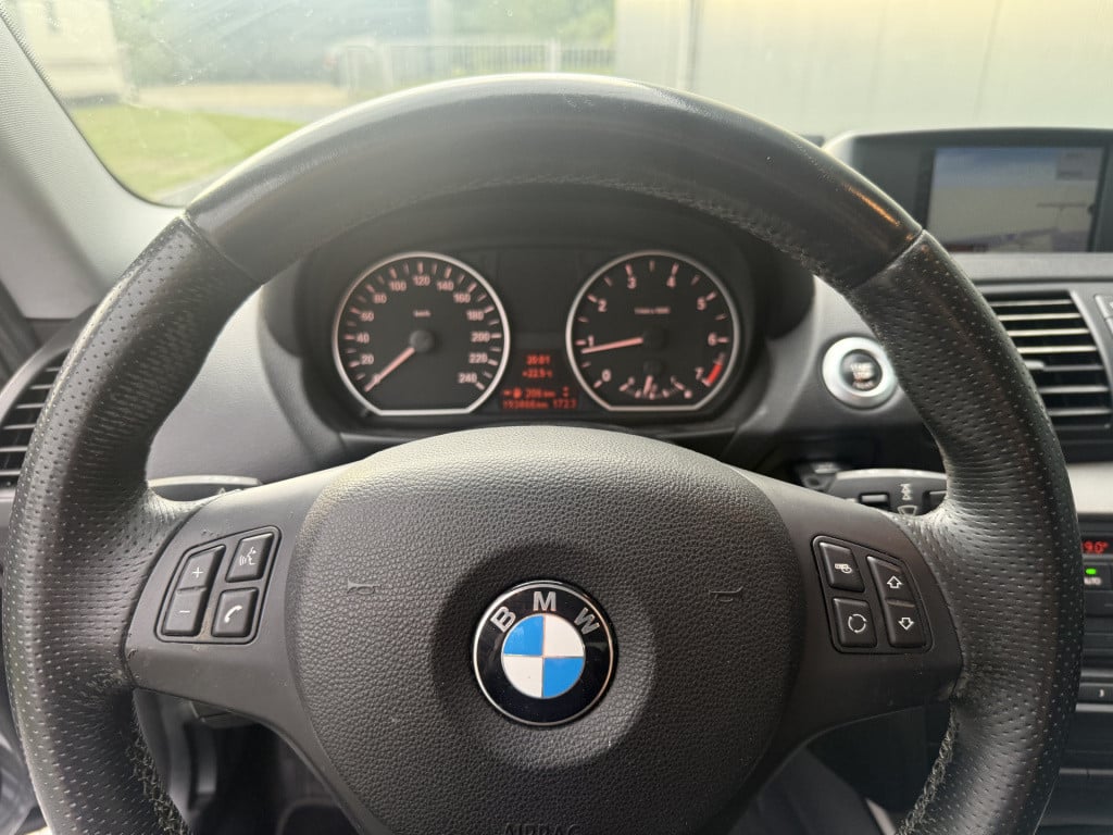 BMW 1 Serie 118i effdyn. ed. business line ultimate edition 3-drs