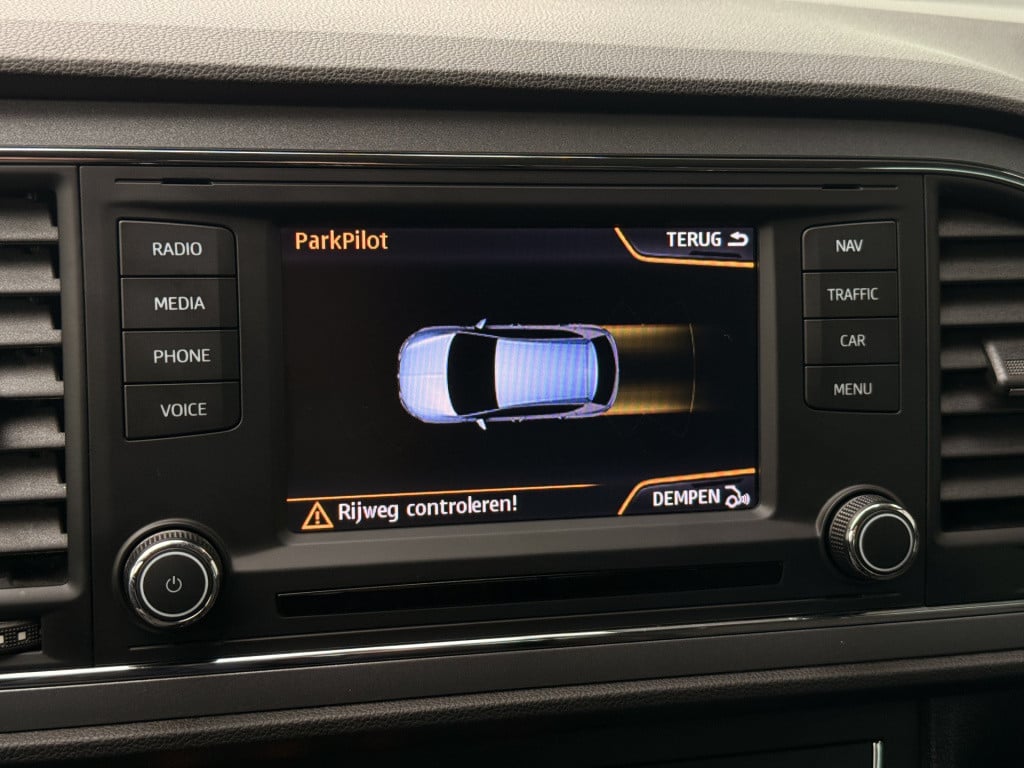 Seat Leon 2.0 tdi fr | led | navi | cruise | dab | stoelverwarming | blueto