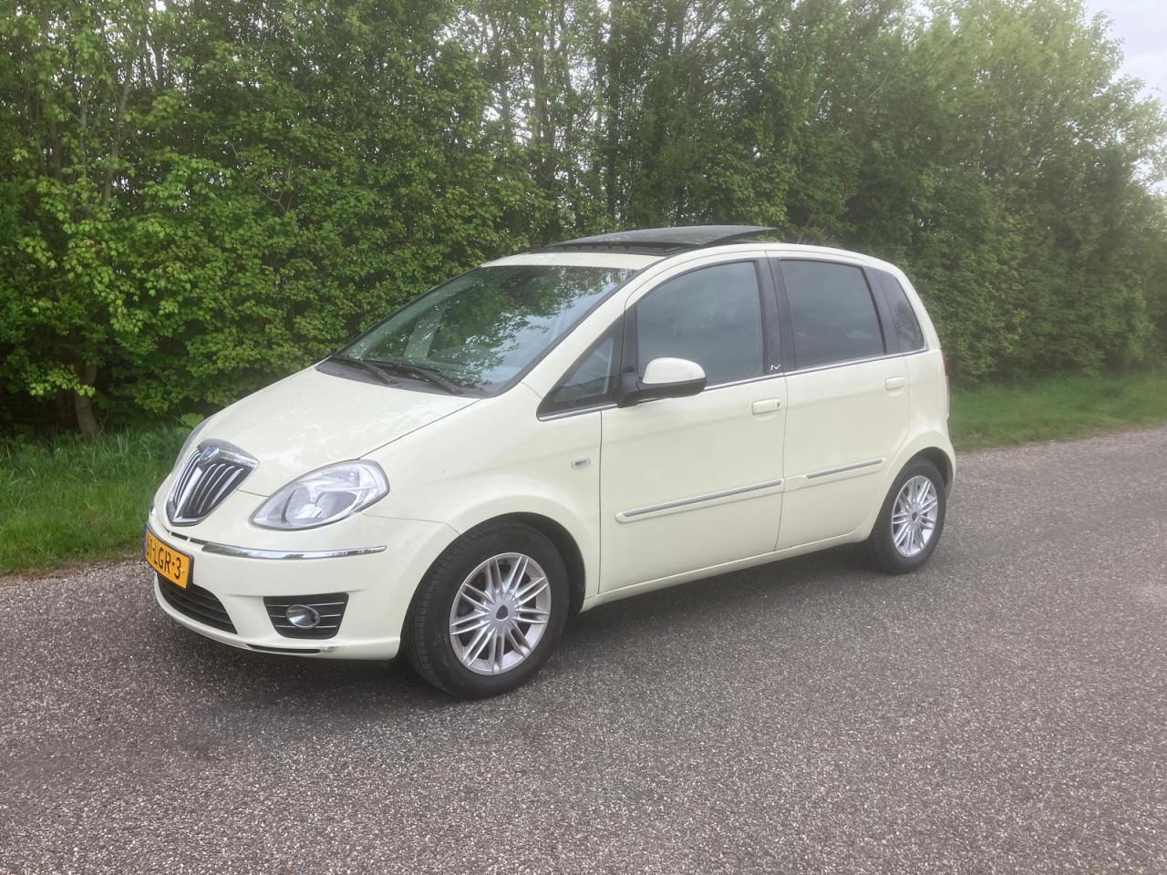 Lancia Musa 1.4 Platino Automaat