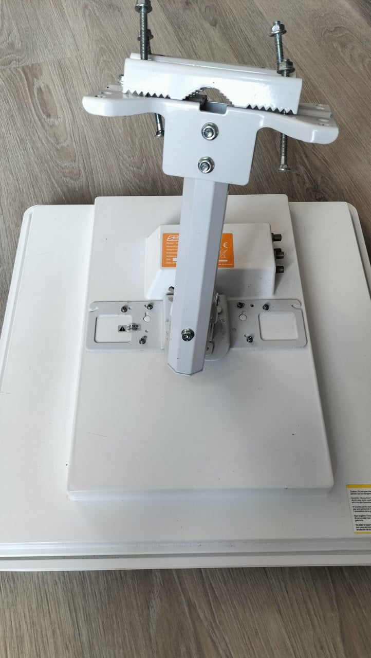 Platte schotel antenne selfsat H50D en Premium X Sat Motor DiSEqC Motor