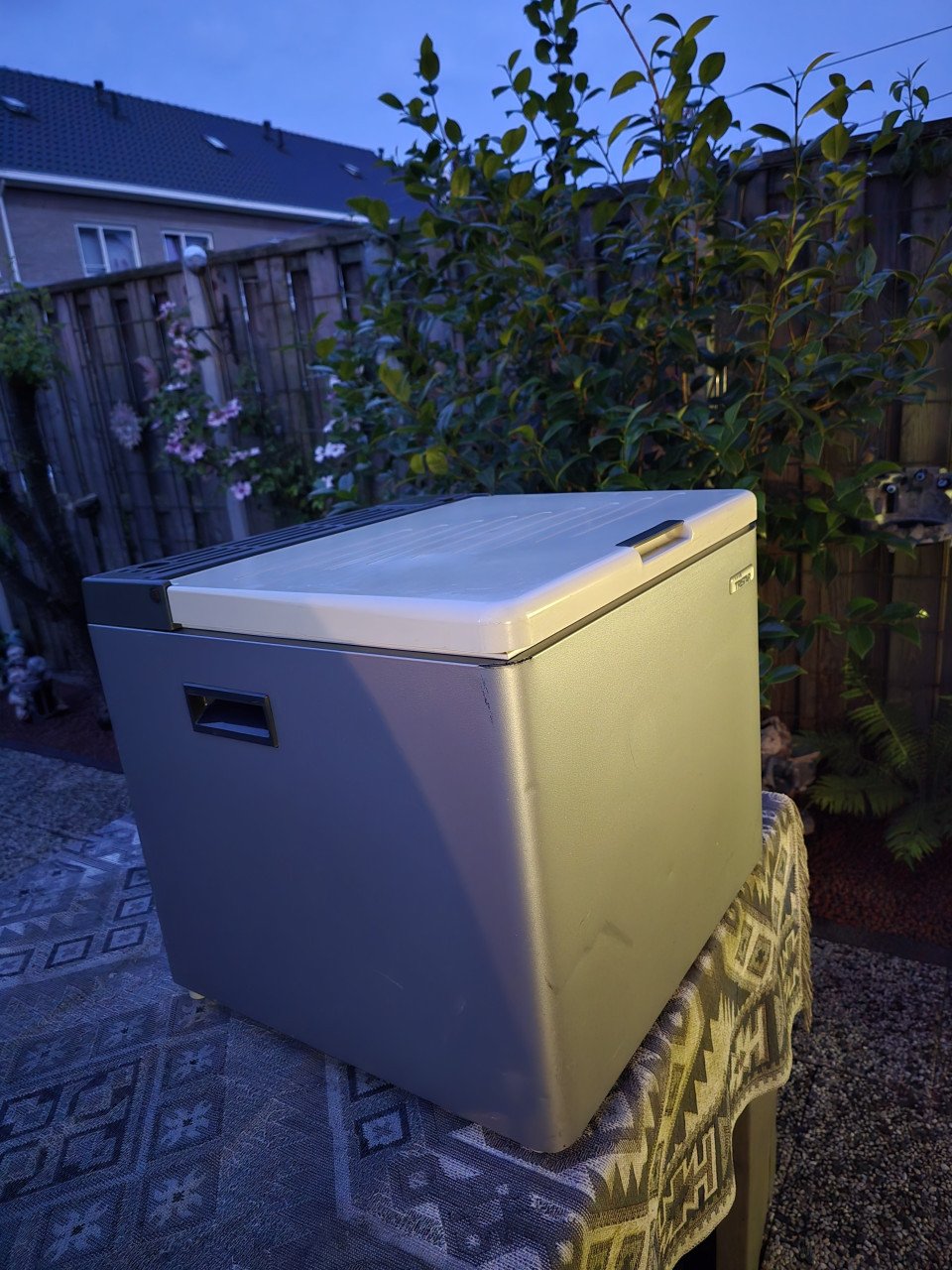 Te koop camping koelkastje