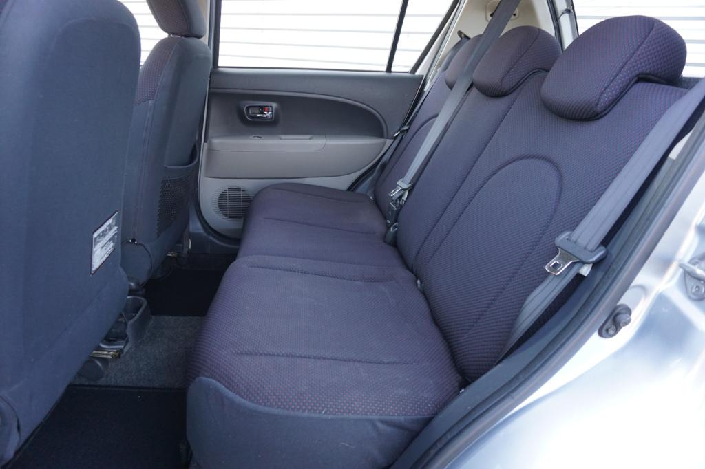 Daihatsu Sirion 2 1.3-16v comfort airco / cruise / parkeers. / elektr. rame