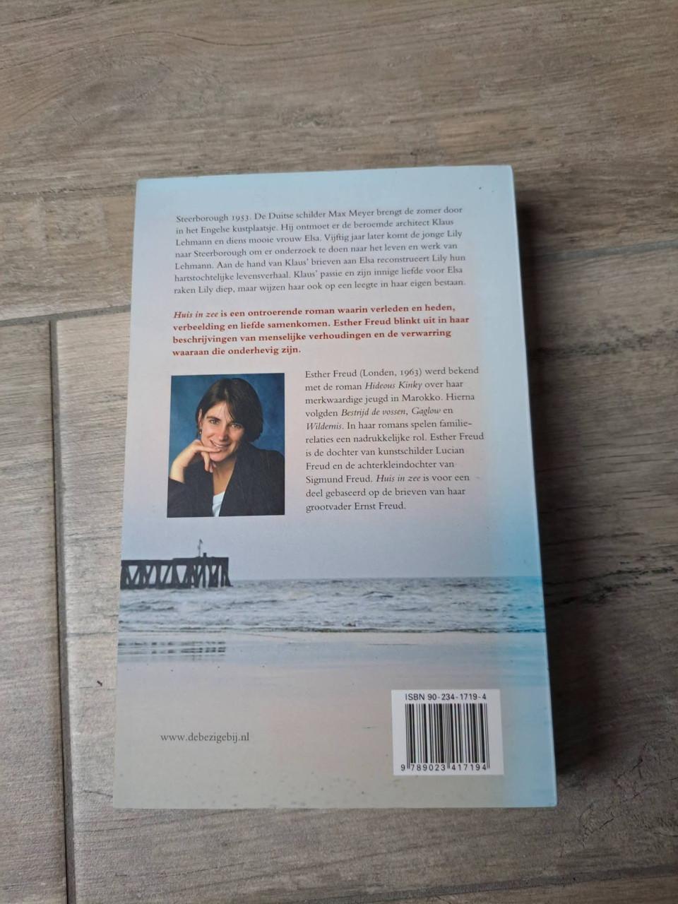 Roman Huis in zee van Esther Freud