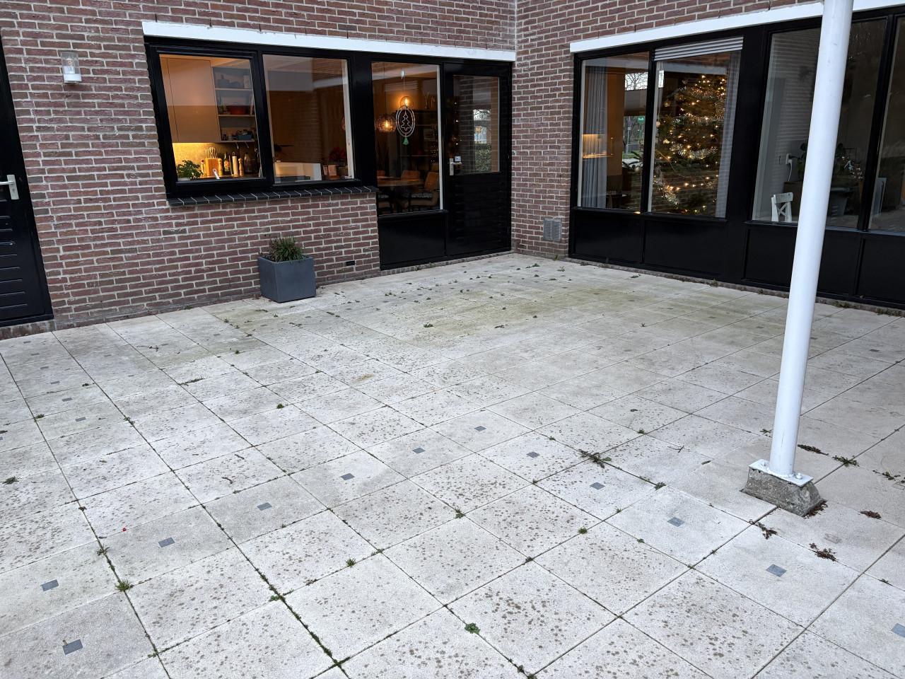 Gratis 143 terrastegels 40 x 40