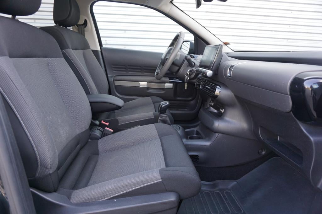 Citroen C4 Cactus 1.2 vti shine climate / navi / cruise / camera / pano / p