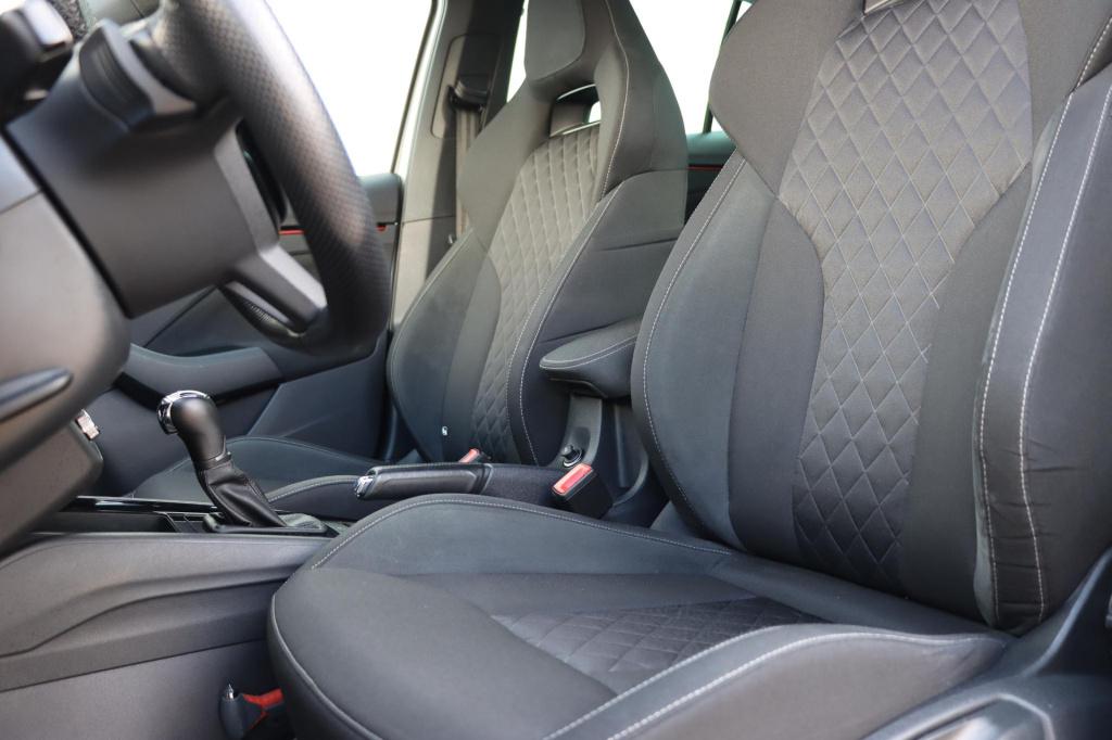 Skoda Scala 1.0 tsi sport business 115pk dsg7