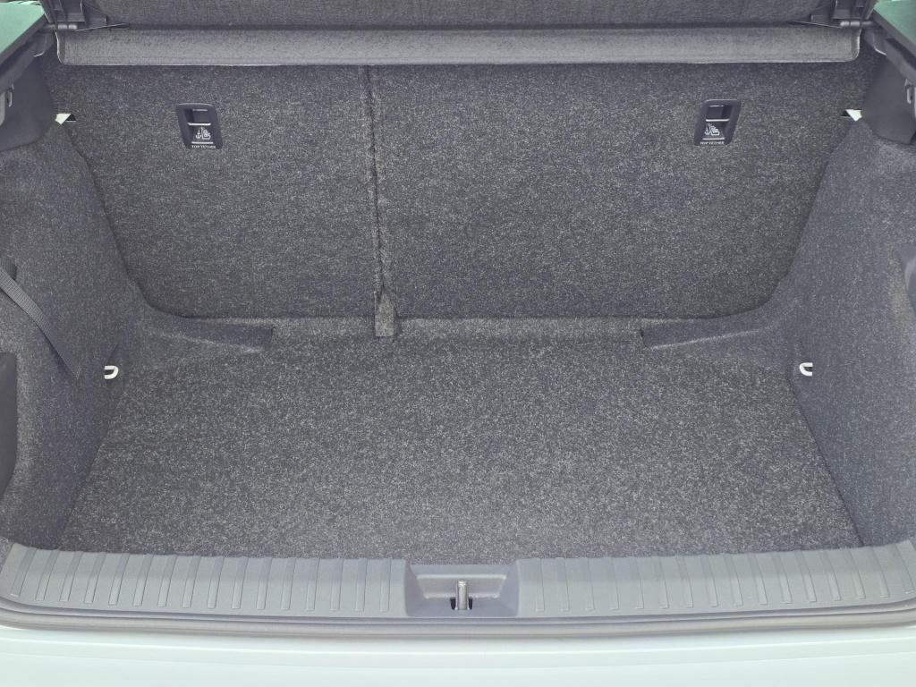 Skoda Kamiq 1.0 tsi selection virtual cockpit carplay navigatie pdc v+a sto