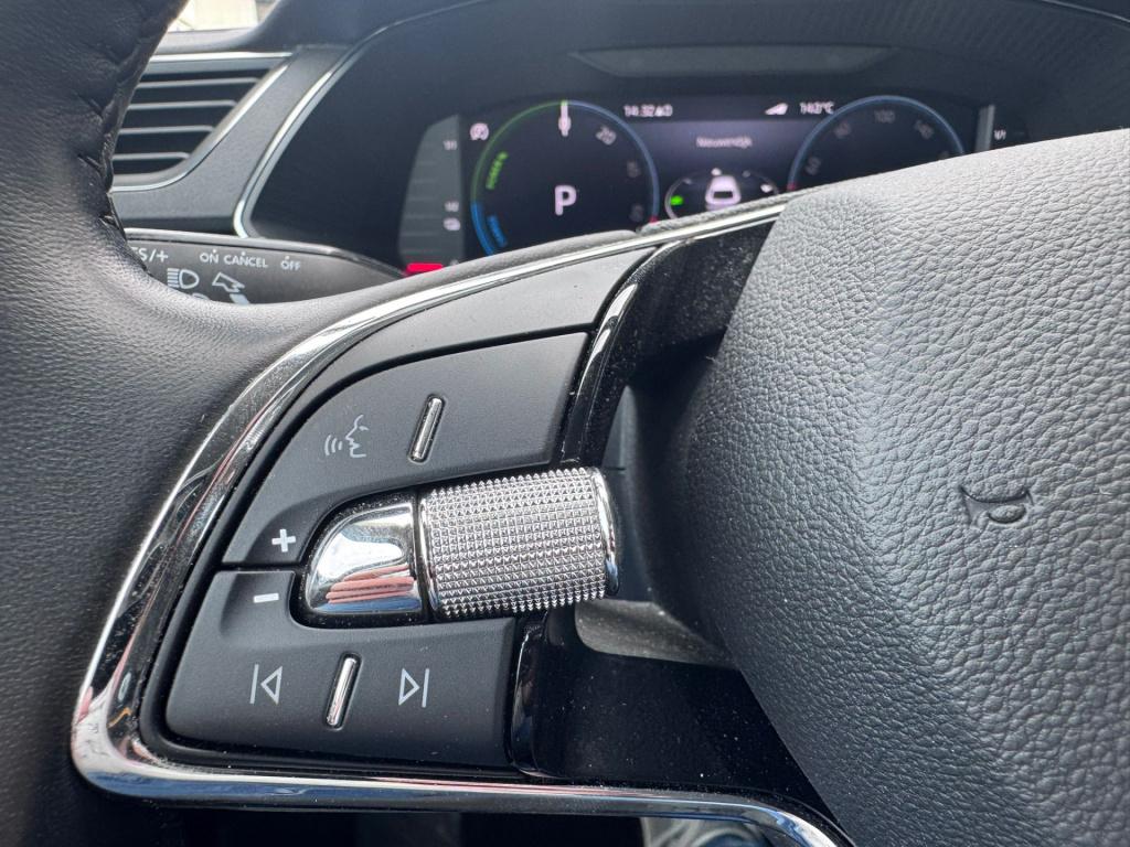 Skoda Superb combi 1.4 tsi iv business edition plus