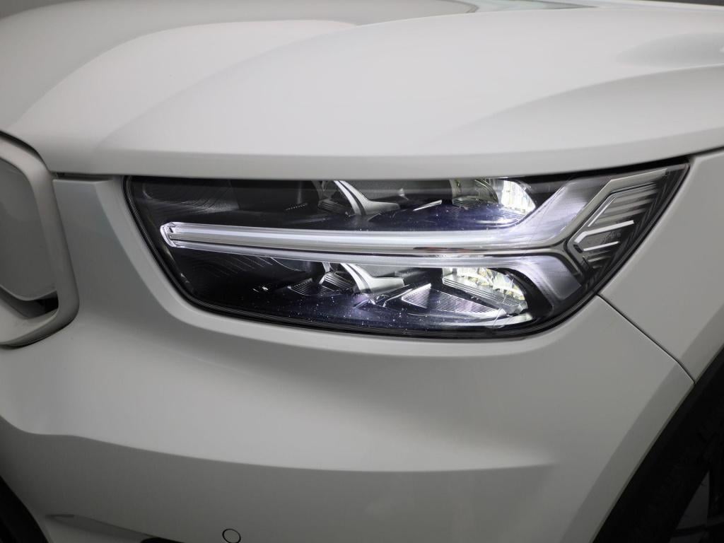 Volvo XC40 recharge p8 awd | automaat | panoramadak | apple carplay / andro