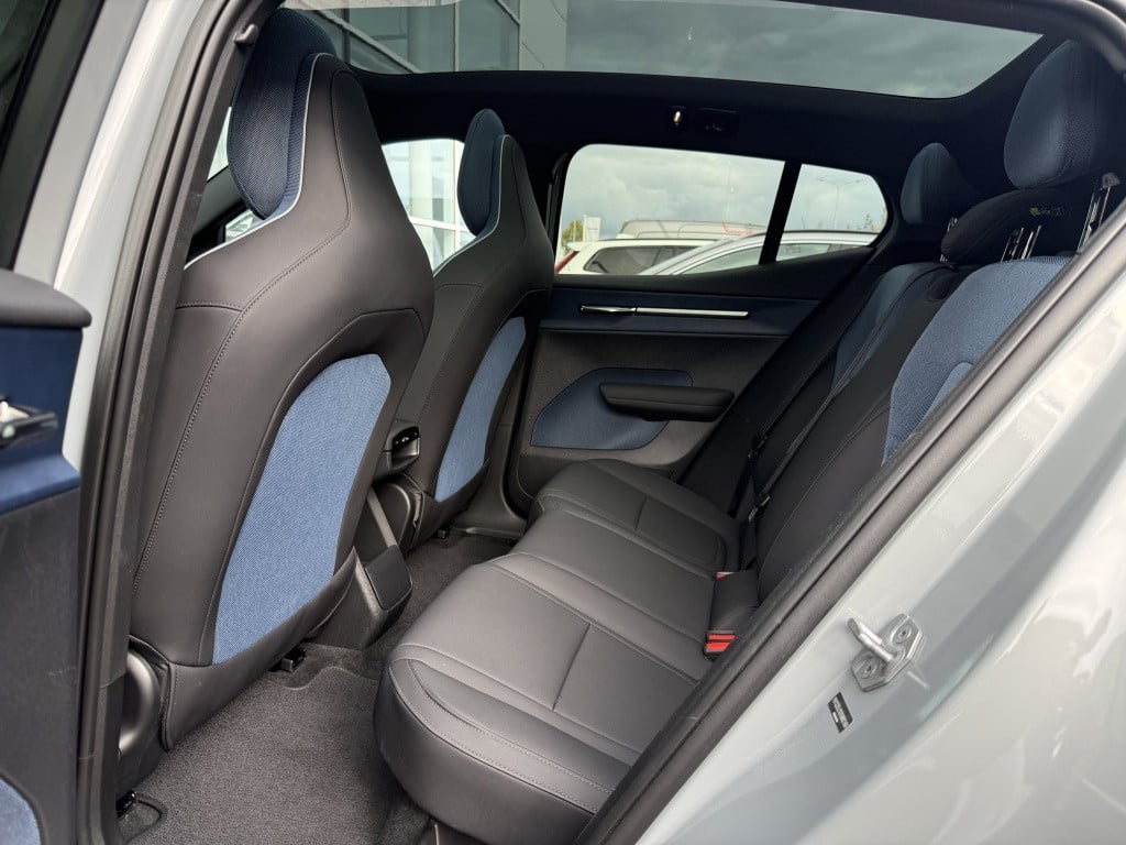 Volvo Ex30 extended range ultra 272pk| panodak| adap.cruise| trekhaak|360ca