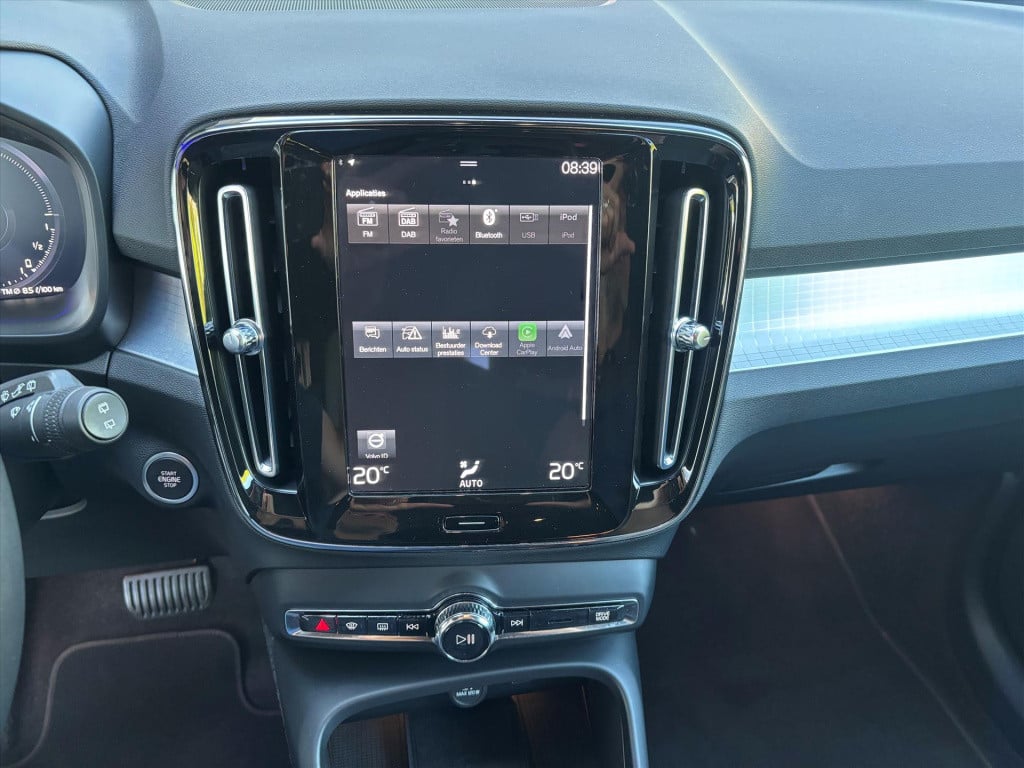 Volvo XC40 t4 plug-in hybrid 211pk aut core bright 20lm velgen| carplay|rij