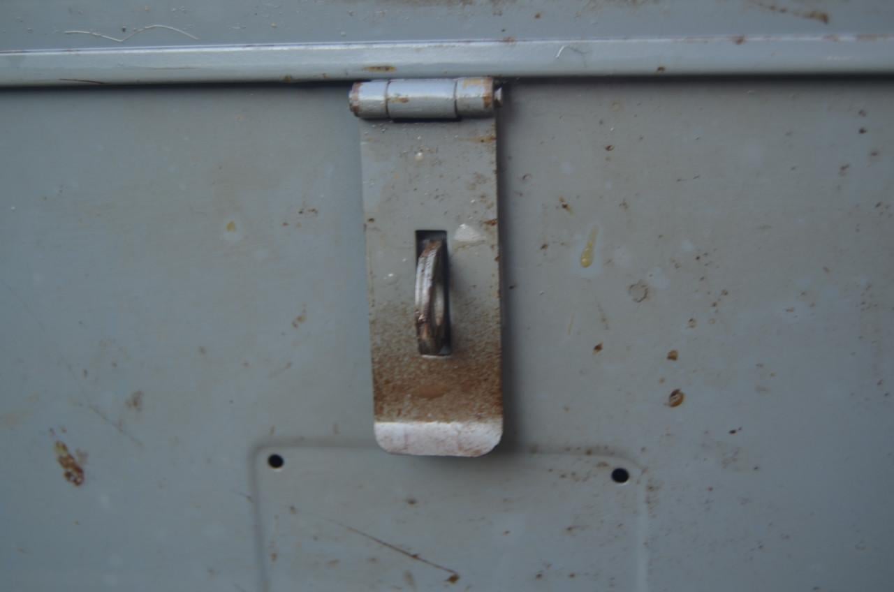 IJzeren / stalen / metalen kist