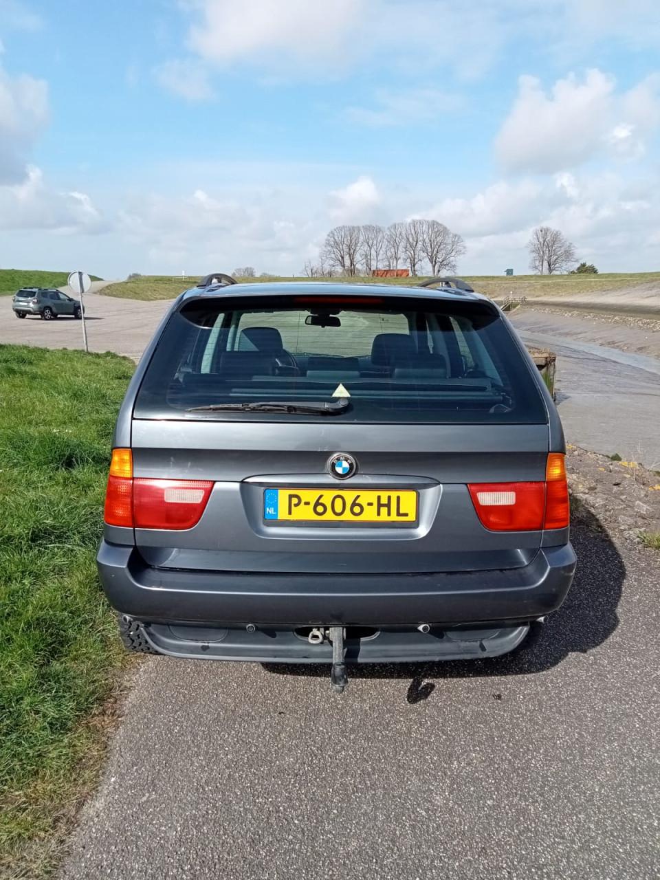 BMW X-5 3.0d handgeschakeld! Origineel NL auto. Met bijzonder historie