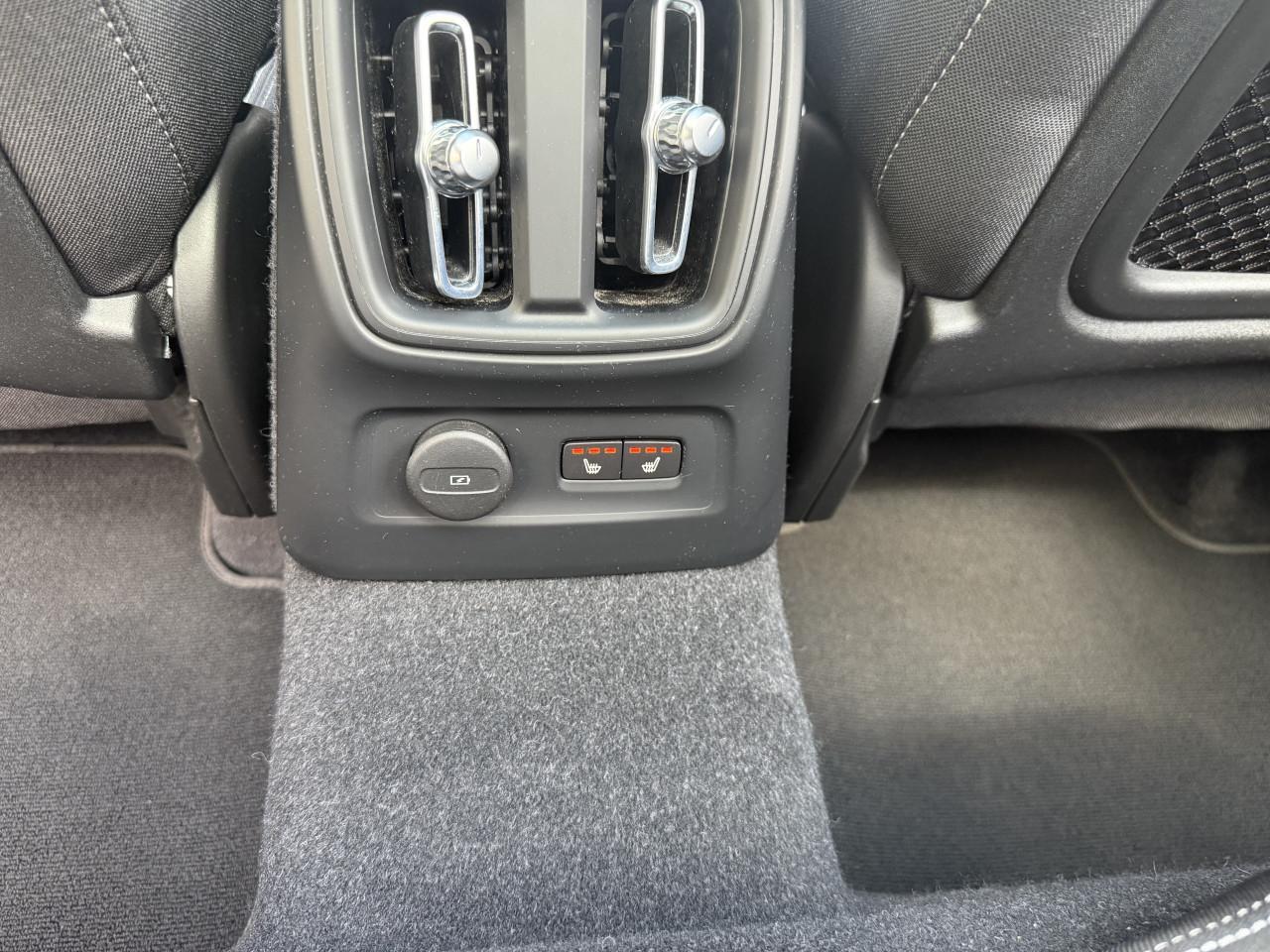 Volvo XC40 - 1.5 T5 Recharge Inscription Expression| 262PK | Panoramadak