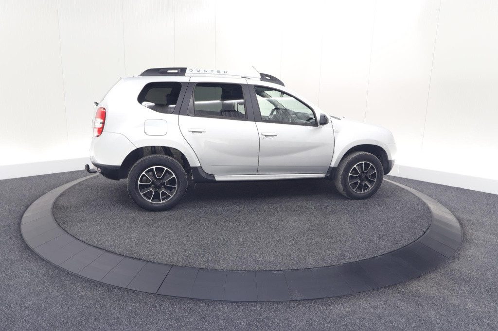 Dacia Duster tce 120 4x2 blackshadow | trekhaak | camera | navigatie | park