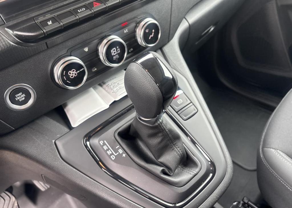 Renault Kangoo e-tech extra l1 44 kwh