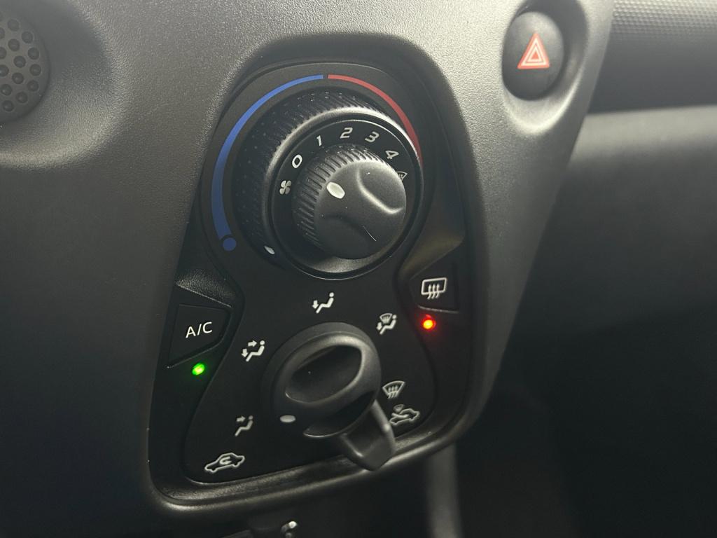 Toyota Aygo occasion 1.0 vvt-i x-fun | grijs | tweedehands toyota aygo | ai