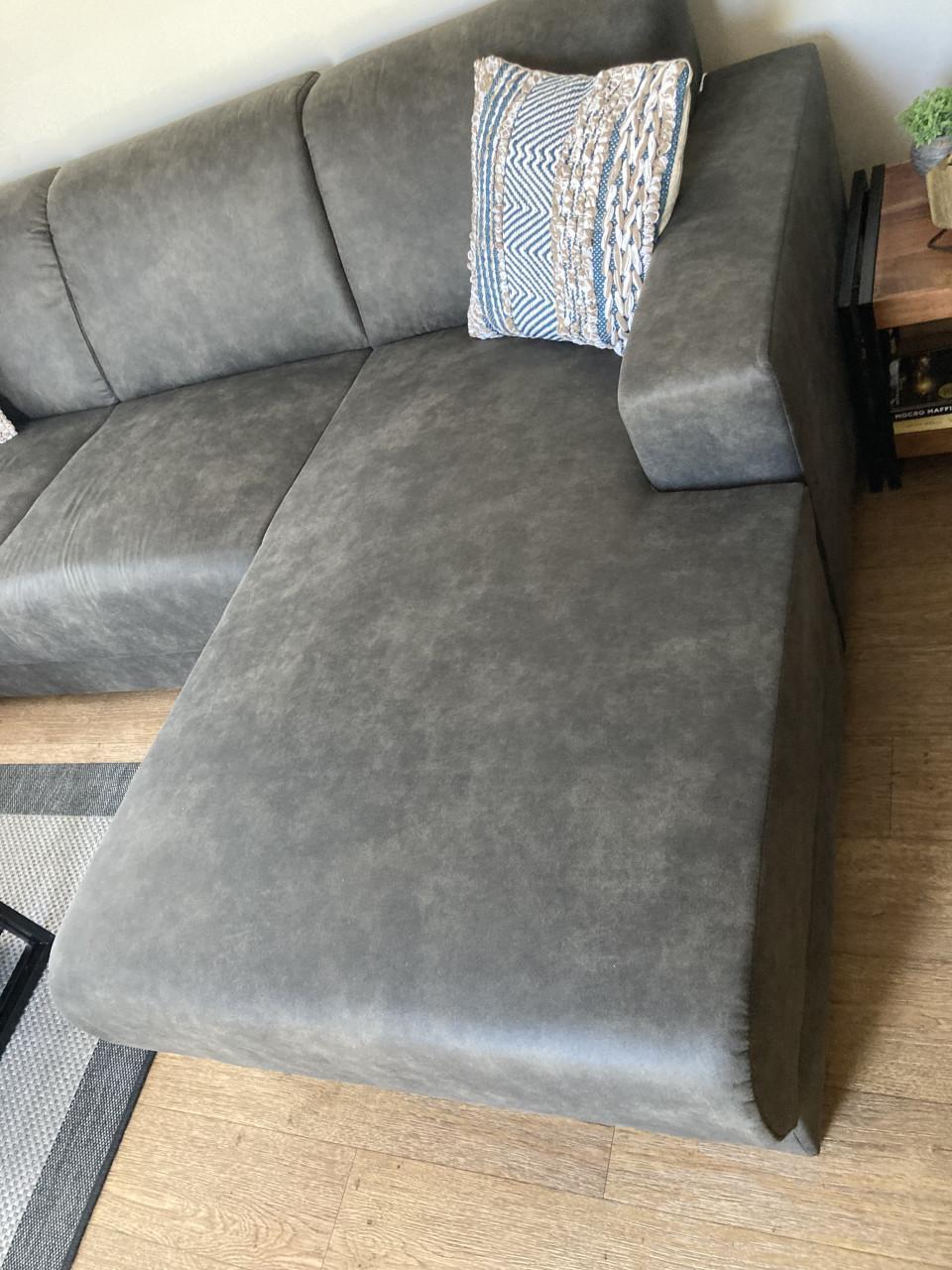 Bankstel met lounge