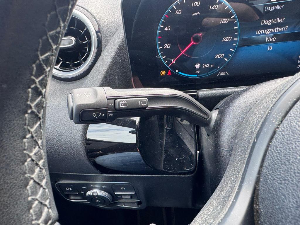 Mercedes-Benz Gla-klasse 180 business solution