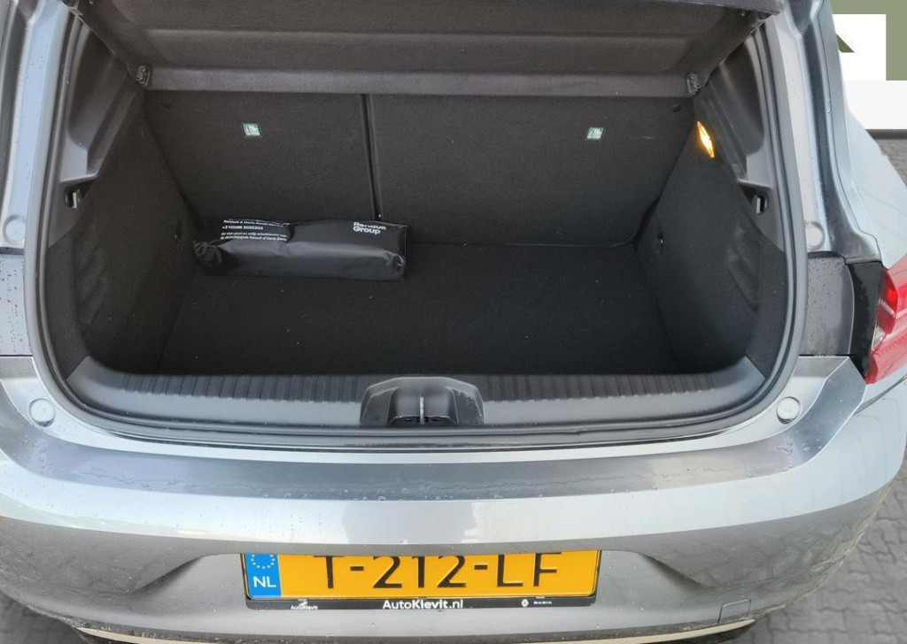 Renault Clio 1.6 e-tech hybrid 145 e-tech engineered
