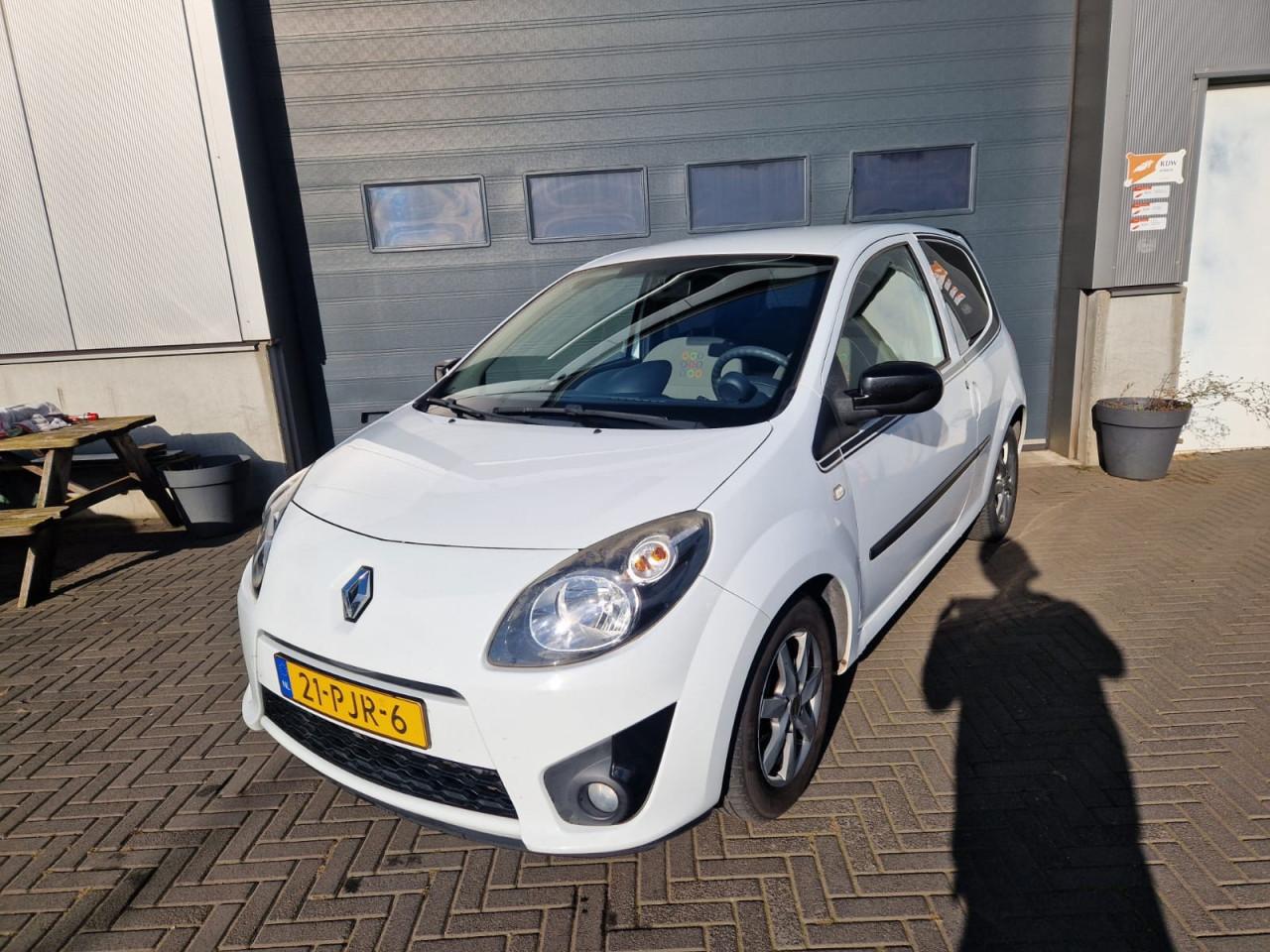 TE KOOP RENAULT TWINGO 1.2 16V COLLECTION 108.434 KM