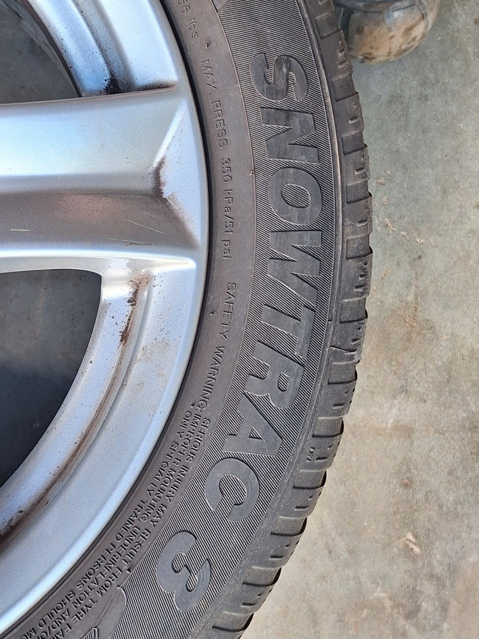 Winterbanden met aluminium velg