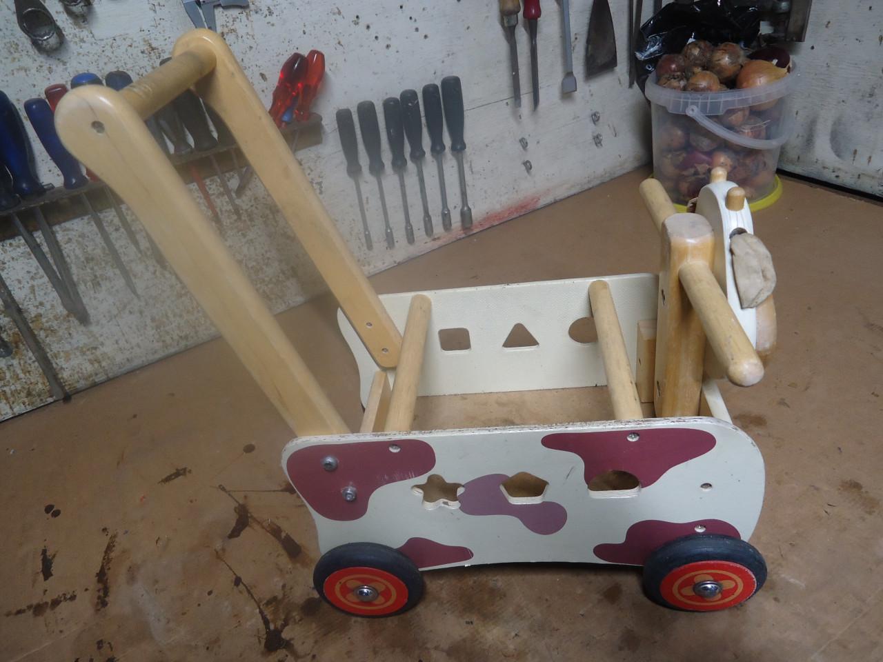 Houten karretje