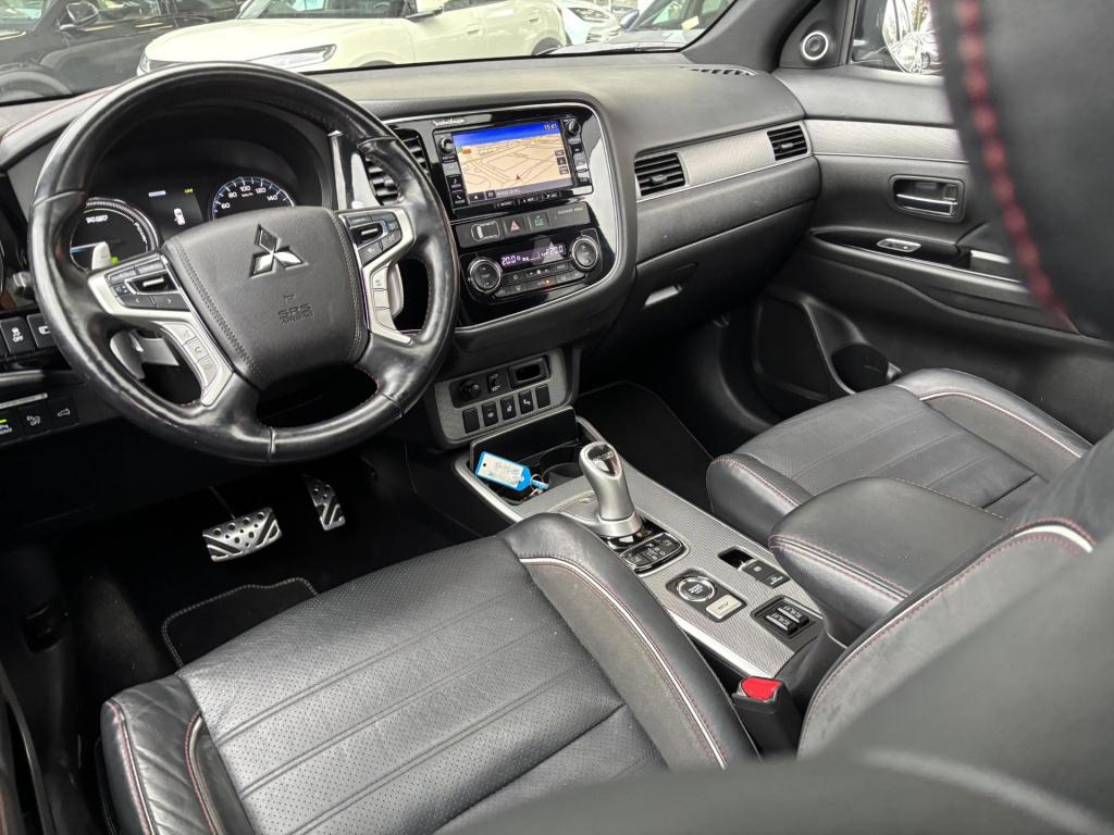 Mitsubishi Outlander 2.0 phev s-edition afneembare trekhaak!