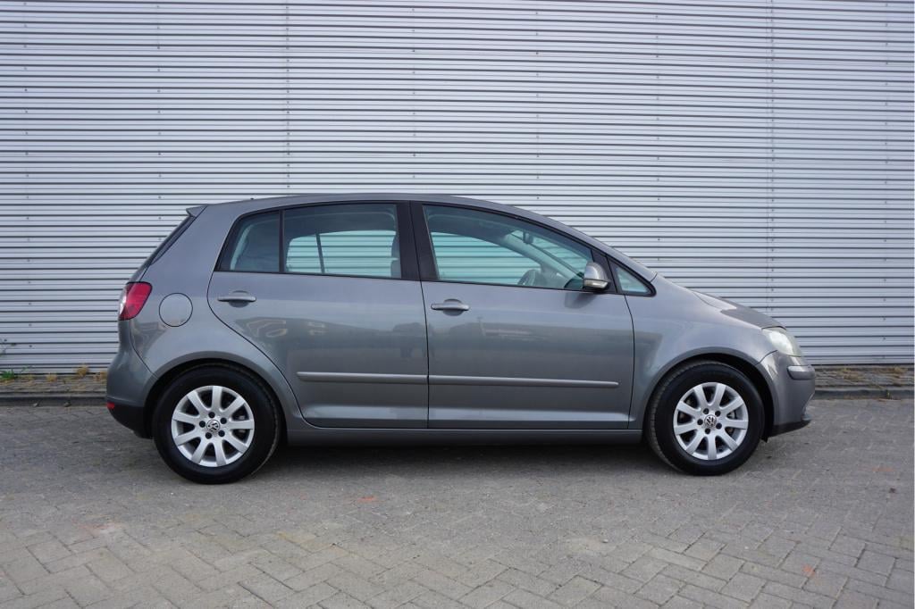 Volkswagen Golf Plus 1.6 fsi trendline business airco / navi / cruise / sto
