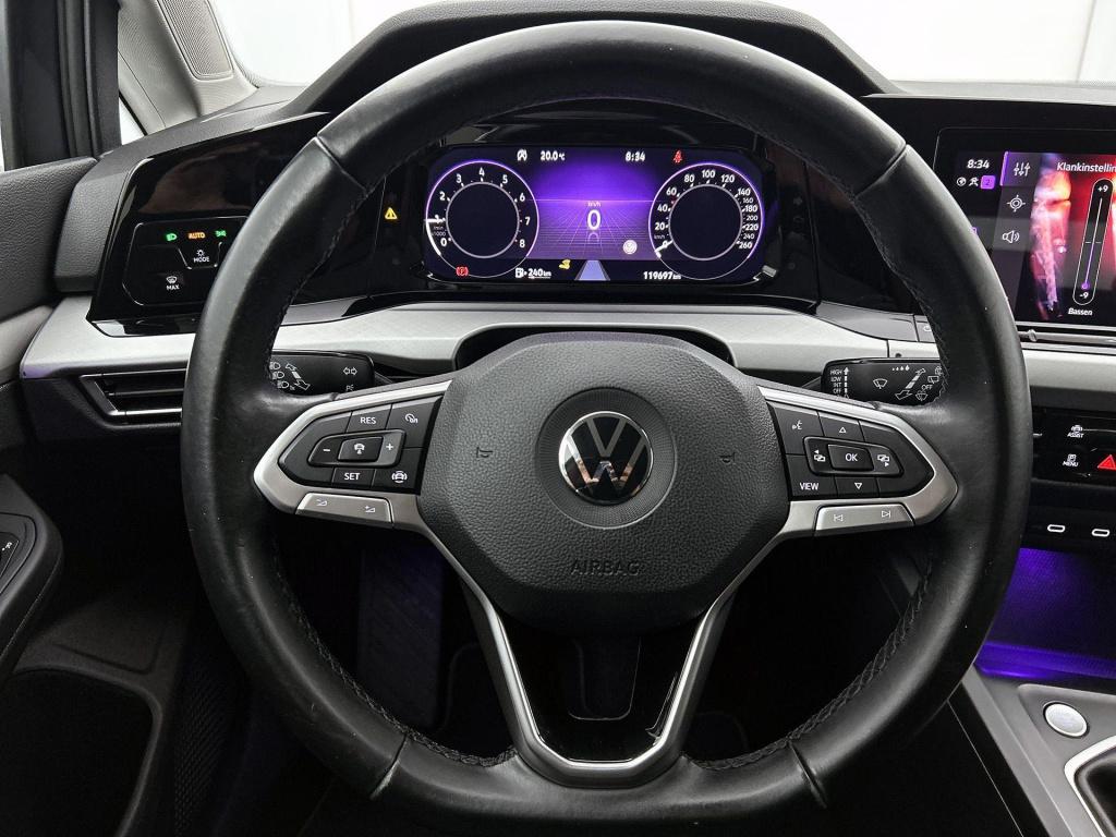 Volkswagen Golf 1.0 tsi life | navigatie | apple carplay / android auto | s