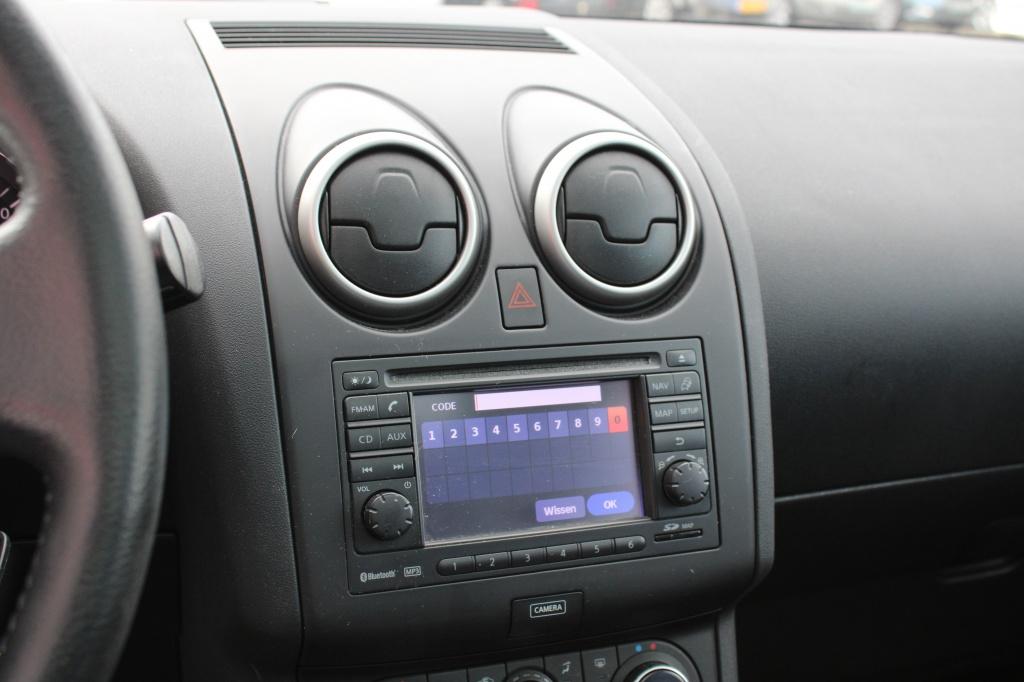 Nissan Qashqai 1.6 connect edition