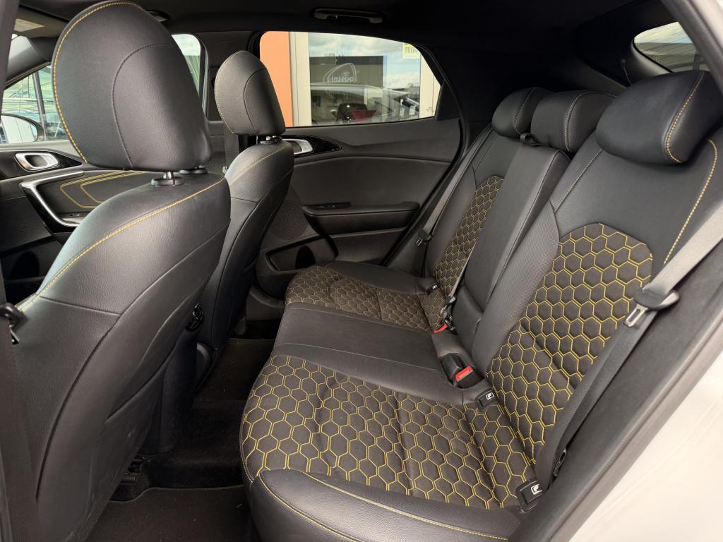 Kia Xceed 1.6 t-gdi executiveline | design pack | pano | acc | memory | sto