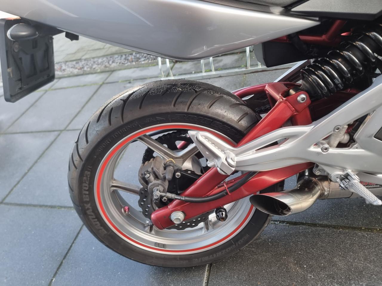 Kawasaki er6n 2008 weinig kilometers